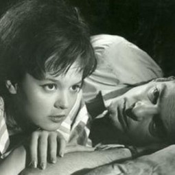 La patru pași de infinit