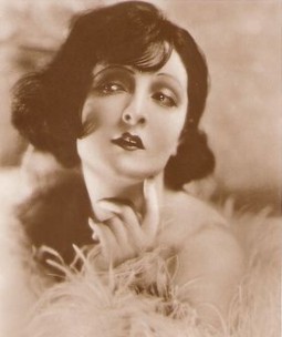 Lya  De Putti 